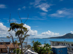 The Shoal Unit 405 Shoal Bay